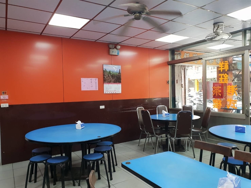 99692.jpg - 【中和.南勢角】華新街美食推薦。祥鈺超平價港式茶樓。推蒸排骨+虎皮捲+馬蹄條+甘蔗蝦