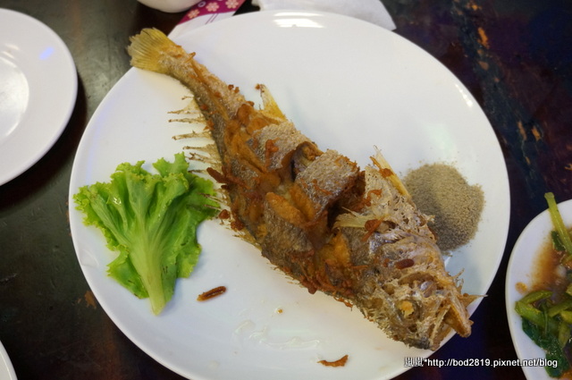 【新北中和】水上鮮美食樓(中和店)－平價百元熱炒，白飯免費，海鮮類有新鮮！