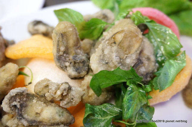 【新北中和】水上鮮美食樓(中和店)－平價百元熱炒，白飯免費，海鮮類有新鮮！