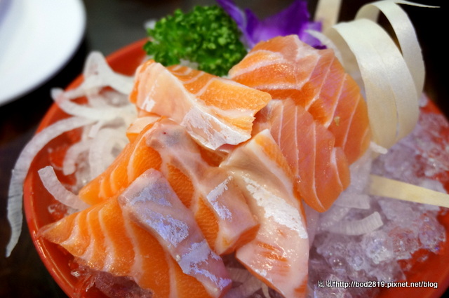 【新北中和】水上鮮美食樓(中和店)－平價百元熱炒，白飯免費，海鮮類有新鮮！