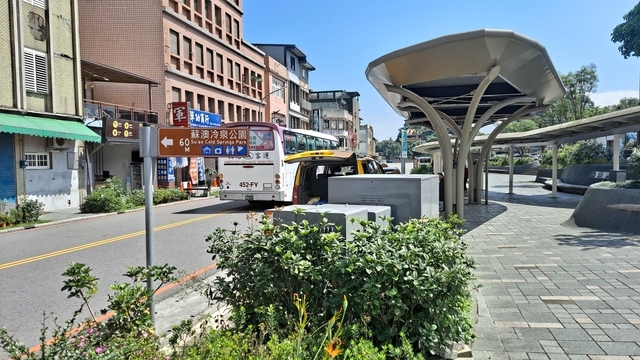 宜蘭蘇澳秘境 粉鳥林 (19).jpg - 2021 三月 開往秘境的公車 搭122到粉鳥林