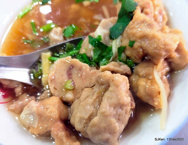 (中和美食)「大胖肉羹」(Pork Thick Soup & fried rice-flour noodles), Taipei, Taiwan, SJKen, Feb 13, 2022.