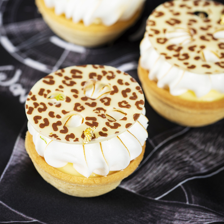 香格里拉台北遠東國際大飯店馬可波羅酒廊期間限定 《啟程Journey to 100 Prints》聯名下午茶-豹紋檸檬塔