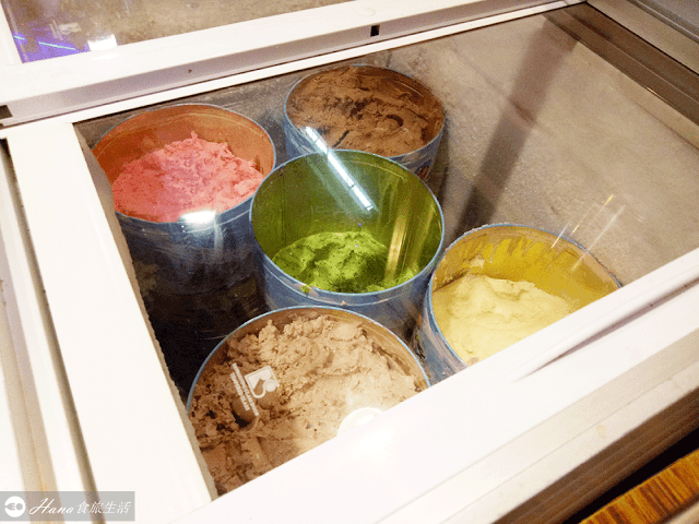 【新北三重】佳鄉牛排 | 表現普普的稍貴在地平價牛排 無限量供應沙啦吧、飲料、冰淇淋、水果、湯品