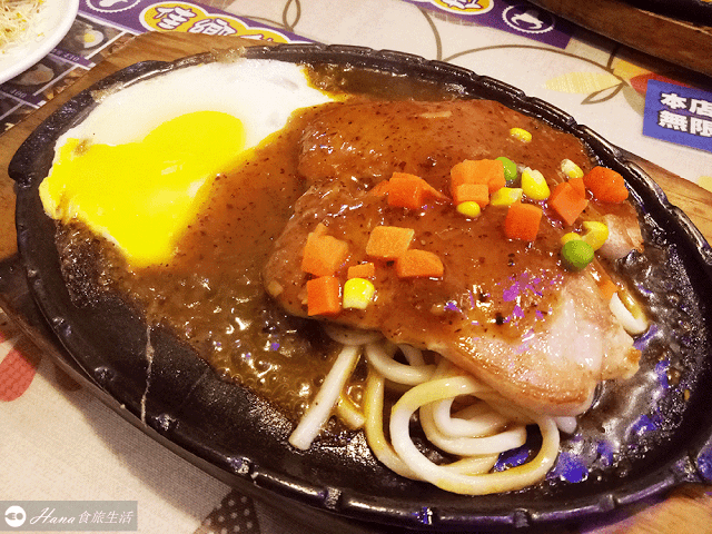 【新北三重】佳鄉牛排 | 表現普普的稍貴在地平價牛排 無限量供應沙啦吧、飲料、冰淇淋、水果、湯品