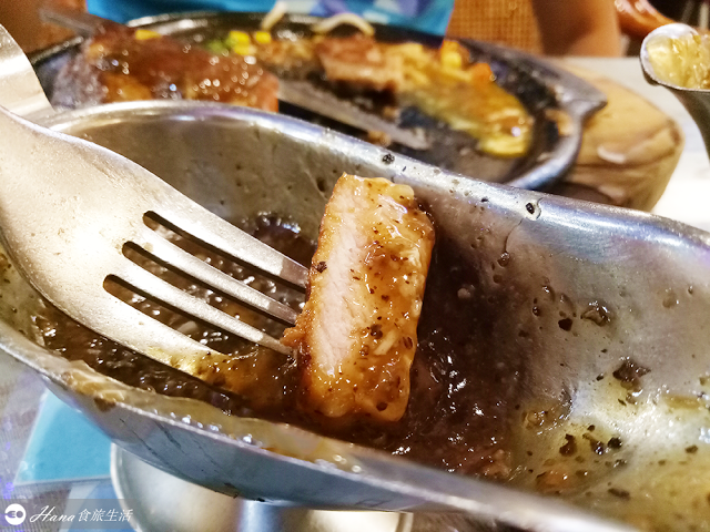 【新北三重】家堤牛排 | 中興橋旁 好吃的平價牛排和豬排 豐富無限供應20多項沙拉吧、冰淇淋、爆米花、飲料、水果、麵包等