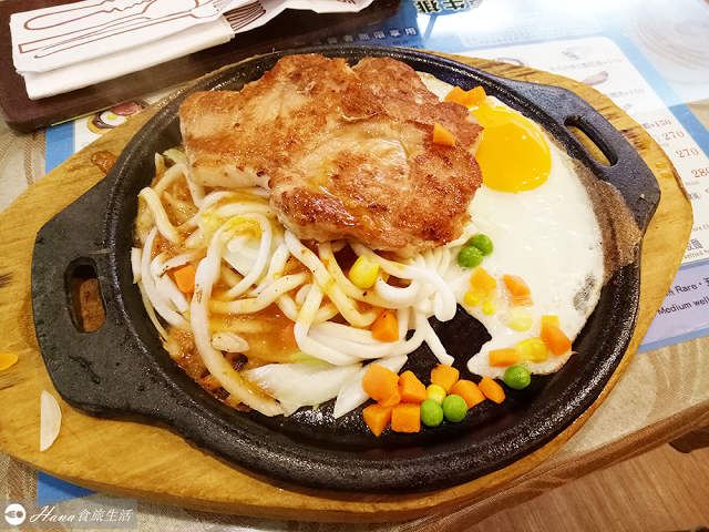 【新北三重】家堤牛排 | 中興橋旁 好吃的平價牛排和豬排 豐富無限供應20多項沙拉吧、冰淇淋、爆米花、飲料、水果、麵包等