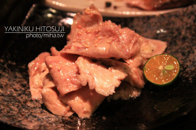 三重 ▌東區串場燒肉姊妹店：燒肉一筋