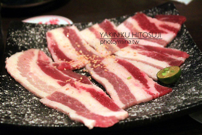 三重 ▌東區串場燒肉姊妹店：燒肉一筋