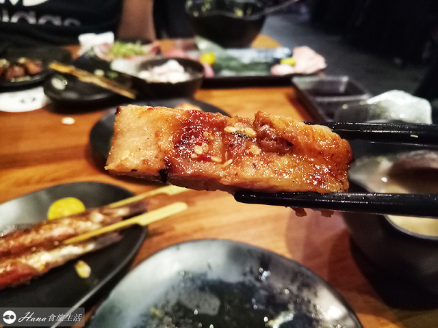 【新北三重】燒肉一筋 三重自強店 | 太久沒吃會想念的日式精緻單點燒肉 台灣僅此一家 推薦松阪豬、蔥蔥牛、雞汁海鮮湯、黑糖蜜麻糬