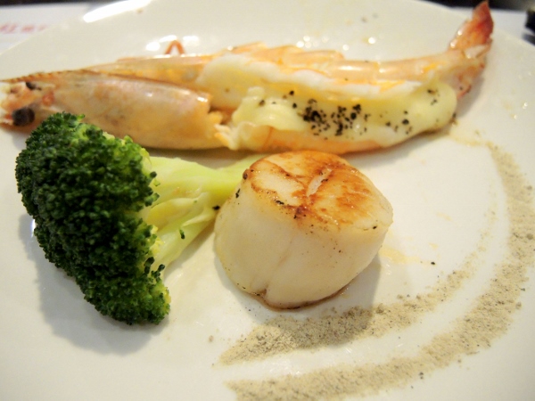 新北台北橋站) 平價就能享用汶萊海鮮和法式料理~旺紅鐵板燒