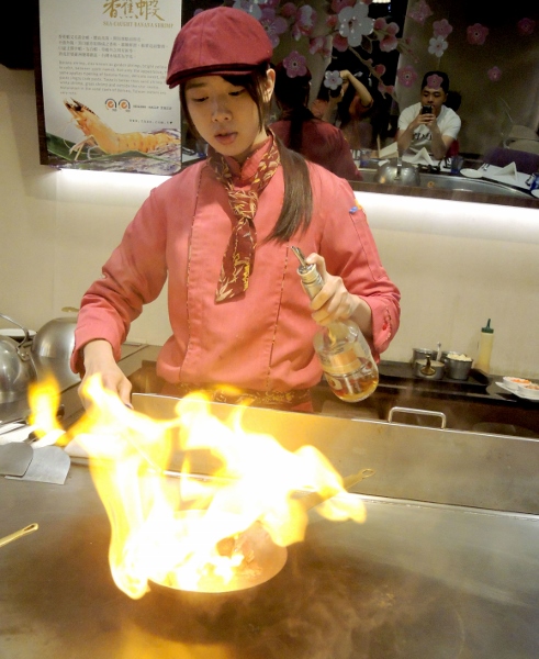 新北台北橋站) 平價就能享用汶萊海鮮和法式料理~旺紅鐵板燒