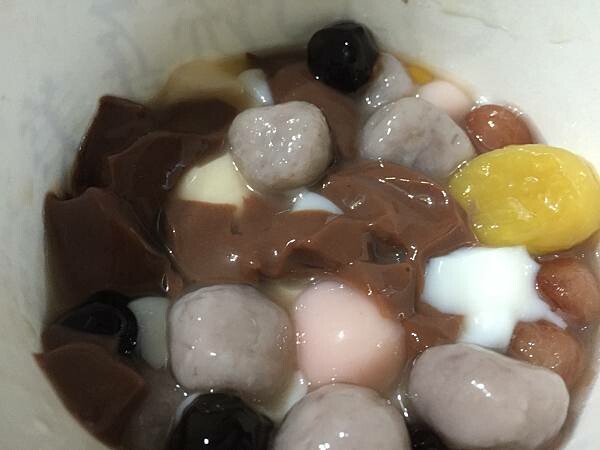 新北三重美食_傳統集美三色布丁甜品店