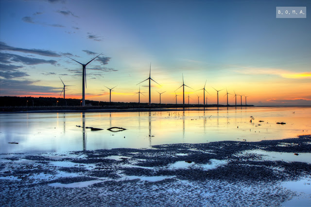 台中清水 高美濕地 傻傻衝美景，迷霧夕陽、火燒雲、霞光乍現