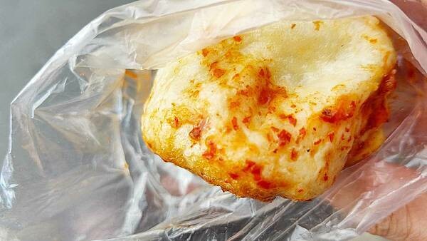 孫記素食水煎包｜超大顆水煎包，煎的酥黃１顆只要８元，ＣＰ值爆高