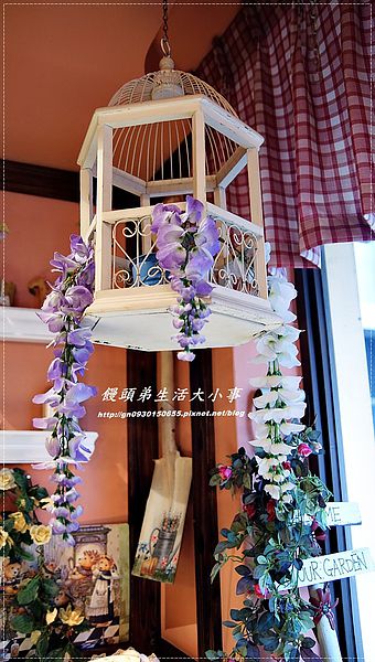 亞米小鎮(三重店)：【食記/新北市】異國鄉村風格~來與胡桃鉗約會吧♪♪亞米小鎮♪♪