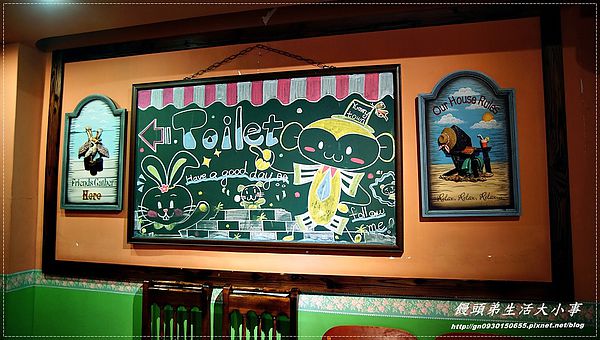 亞米小鎮(三重店)：【食記/新北市】異國鄉村風格~來與胡桃鉗約會吧♪♪亞米小鎮♪♪