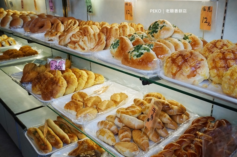 白鍾元台北.金牌鳳梨酥.新莊美食.老順香餅店.鹹光餅.白鍾元台灣.白鍾元 鳳梨酥.新莊鳳梨酥.街頭美食鬥士.新莊伴手禮.