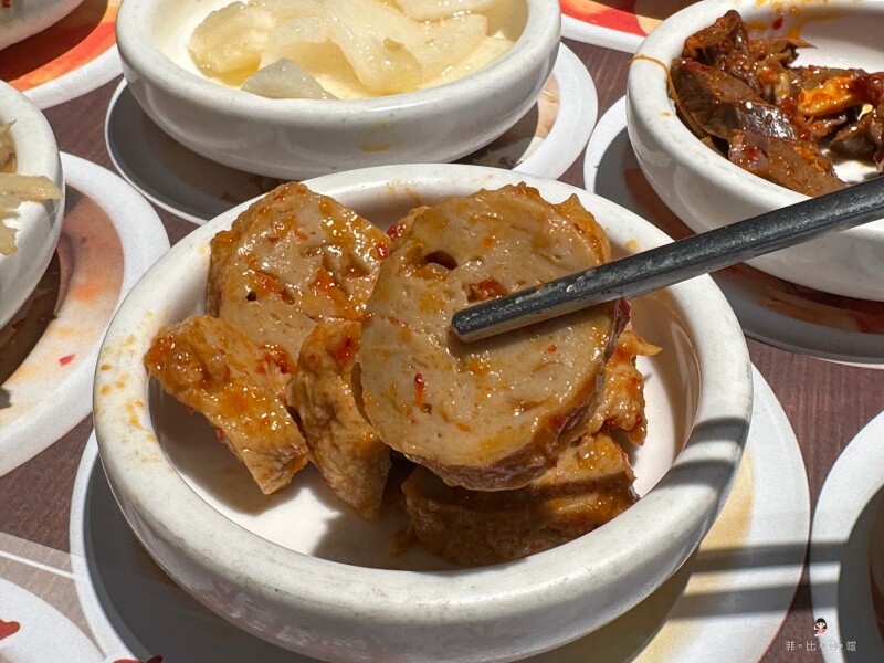 在地人激推!朝鮮味韓國料理 多達50種小菜任您吃到飽!