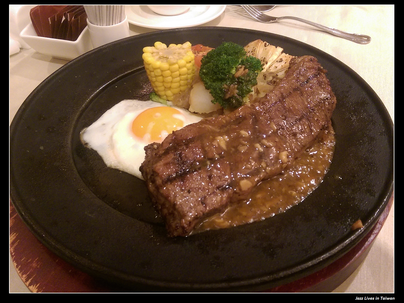 [怡情軒] 只剩套餐式主餐, 已經沒有豪華自助吧了~ CP值不在了~