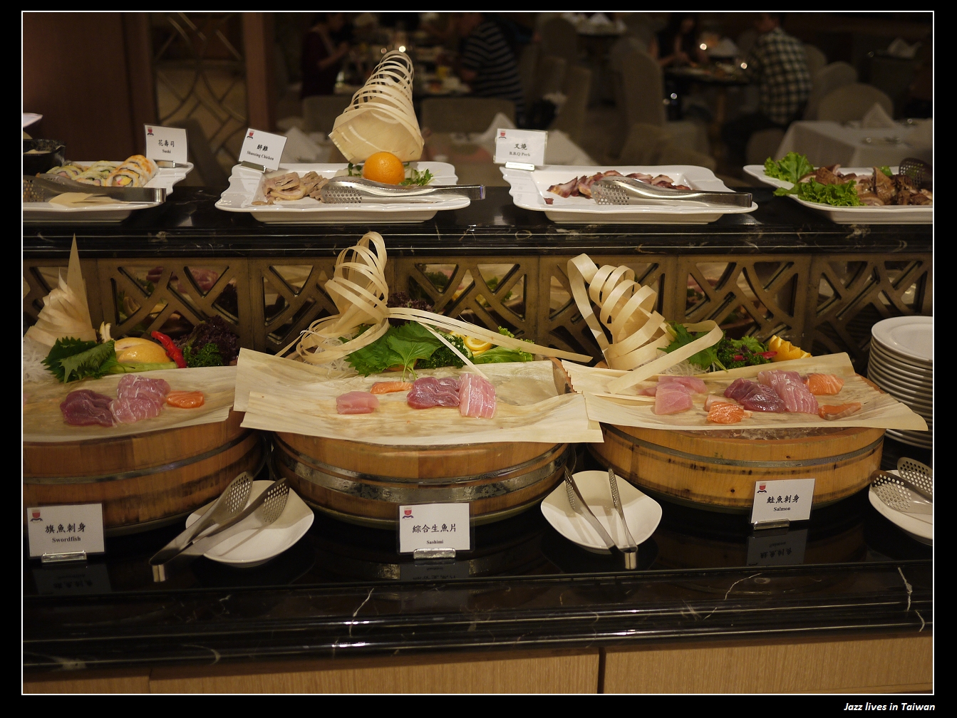 [怡情軒] 只剩套餐式主餐, 已經沒有豪華自助吧了~ CP值不在了~