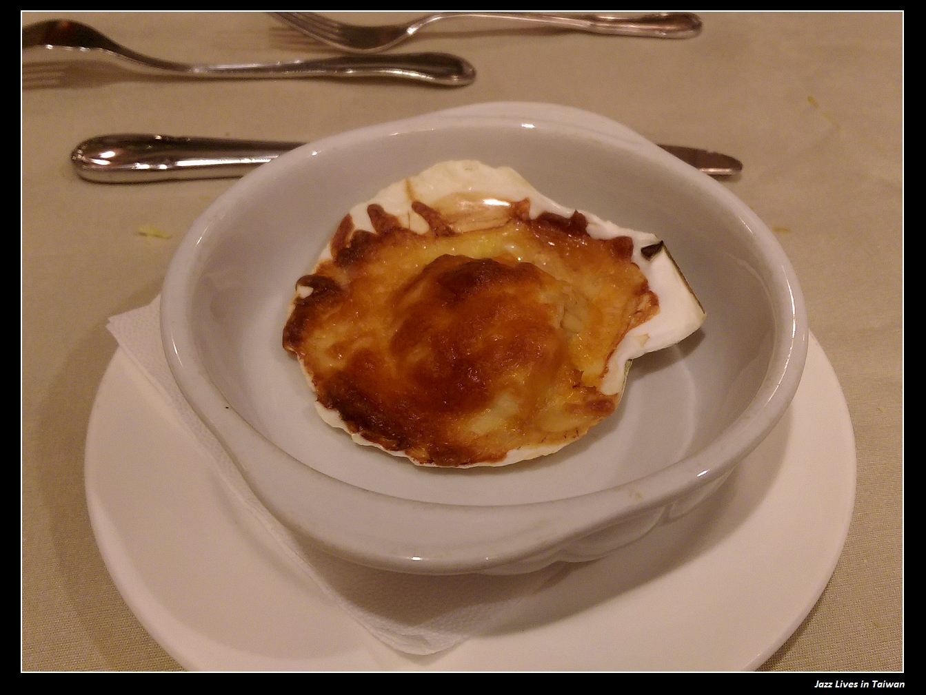 [怡情軒] 只剩套餐式主餐, 已經沒有豪華自助吧了~ CP值不在了~