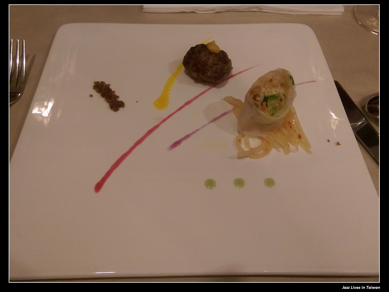 [怡情軒] 只剩套餐式主餐, 已經沒有豪華自助吧了~ CP值不在了~