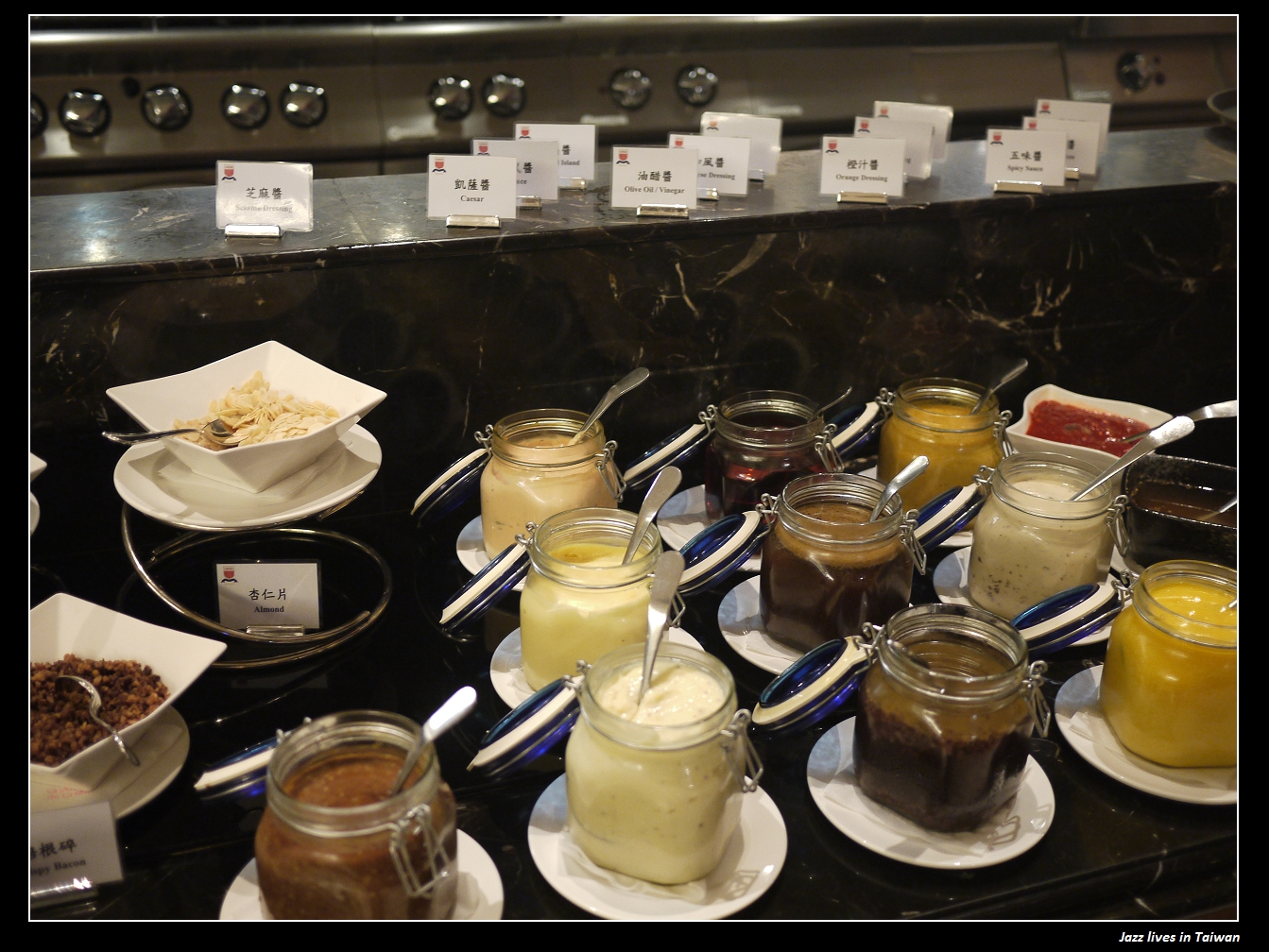 [怡情軒] 只剩套餐式主餐, 已經沒有豪華自助吧了~ CP值不在了~