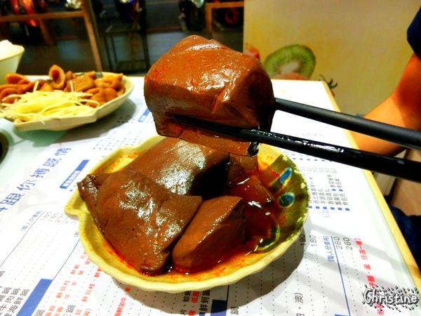 【新北。美食】新莊 / 悅來涮涮鍋，宵夜吃火鍋好地方，滷汁入味剛好的滷大腸，中港麥當勞對面