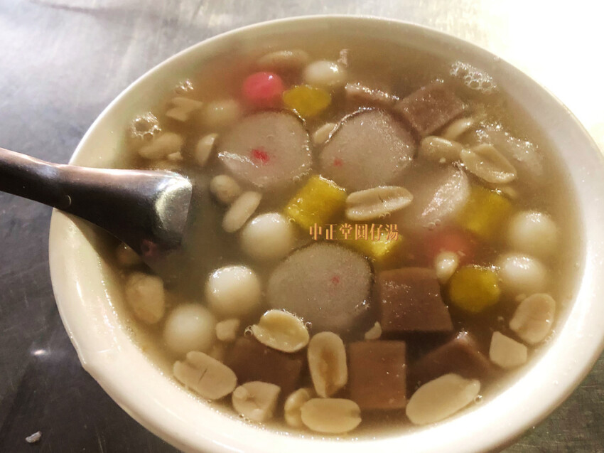 新北三重美食懶人包（2021/8/26更新，累計四十一間）｜火鍋、牛排、早午餐、咖啡廳、異國料理、飲料、甜品