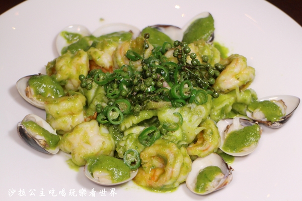 台北國賓(川菜廳)：【國賓大飯店X聯合利華】米其林推薦雞豆花/吃雞不見雞/大陸川菜神話大師一道菜熱銷五億台幣