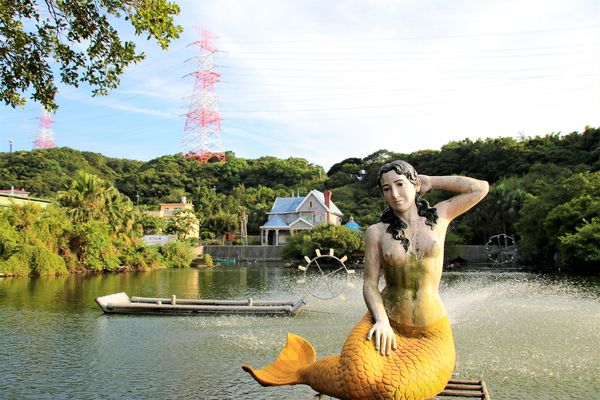 台灣山豬城(珍珠嶺關係農場):【新北市林口景點】台灣山豬城~團圓合菜料理,環境充滿古色古香,小型動物園區