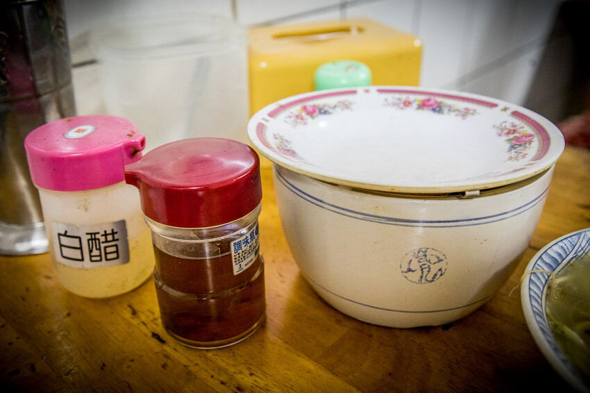 蘆洲美食推薦！大廟口切仔麵，在地人推崇老店，黑白切銅板價超划算