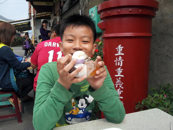 常美冰店：高雄旗山 之 魔法阿嬤 冰店!!