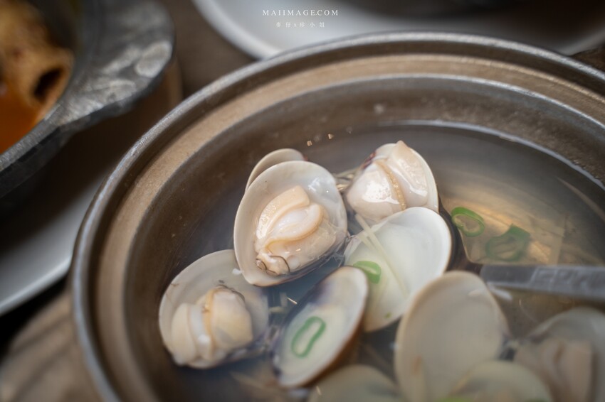 【台中美食】台中吃到飽推薦｜新天地崇德旗艦店樂食自助百匯～和牛火鍋＋百道生鮮百匯任你吃到飽。加＠LINE