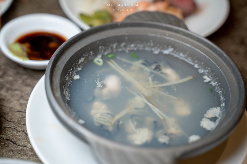 【台中美食】台中吃到飽推薦｜新天地崇德旗艦店樂食自助百匯～和牛火鍋＋百道生鮮百匯任你吃到飽。加＠LINE