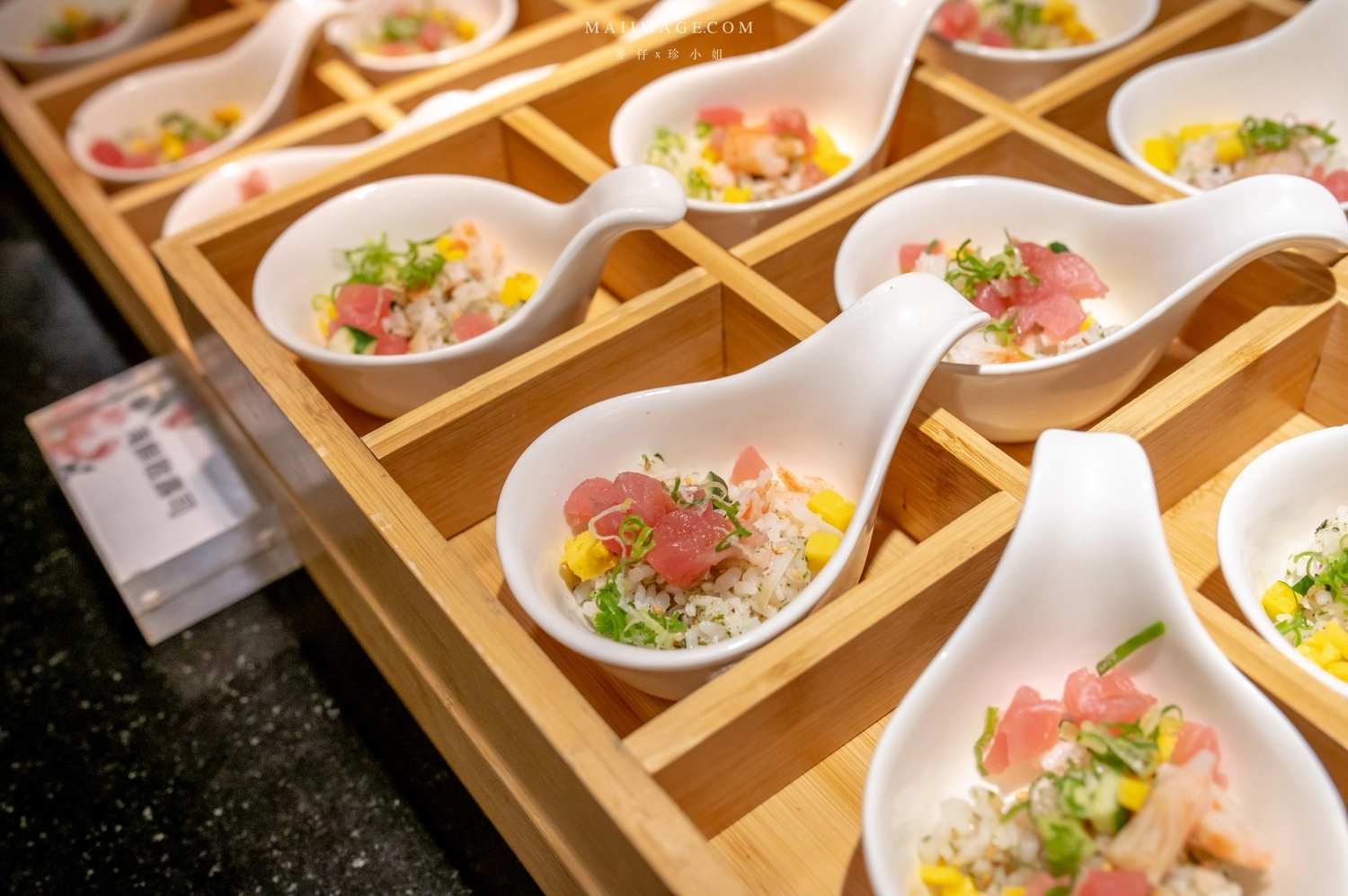 【台中美食】台中吃到飽推薦｜新天地崇德旗艦店樂食自助百匯～和牛火鍋＋百道生鮮百匯任你吃到飽。加＠LINE