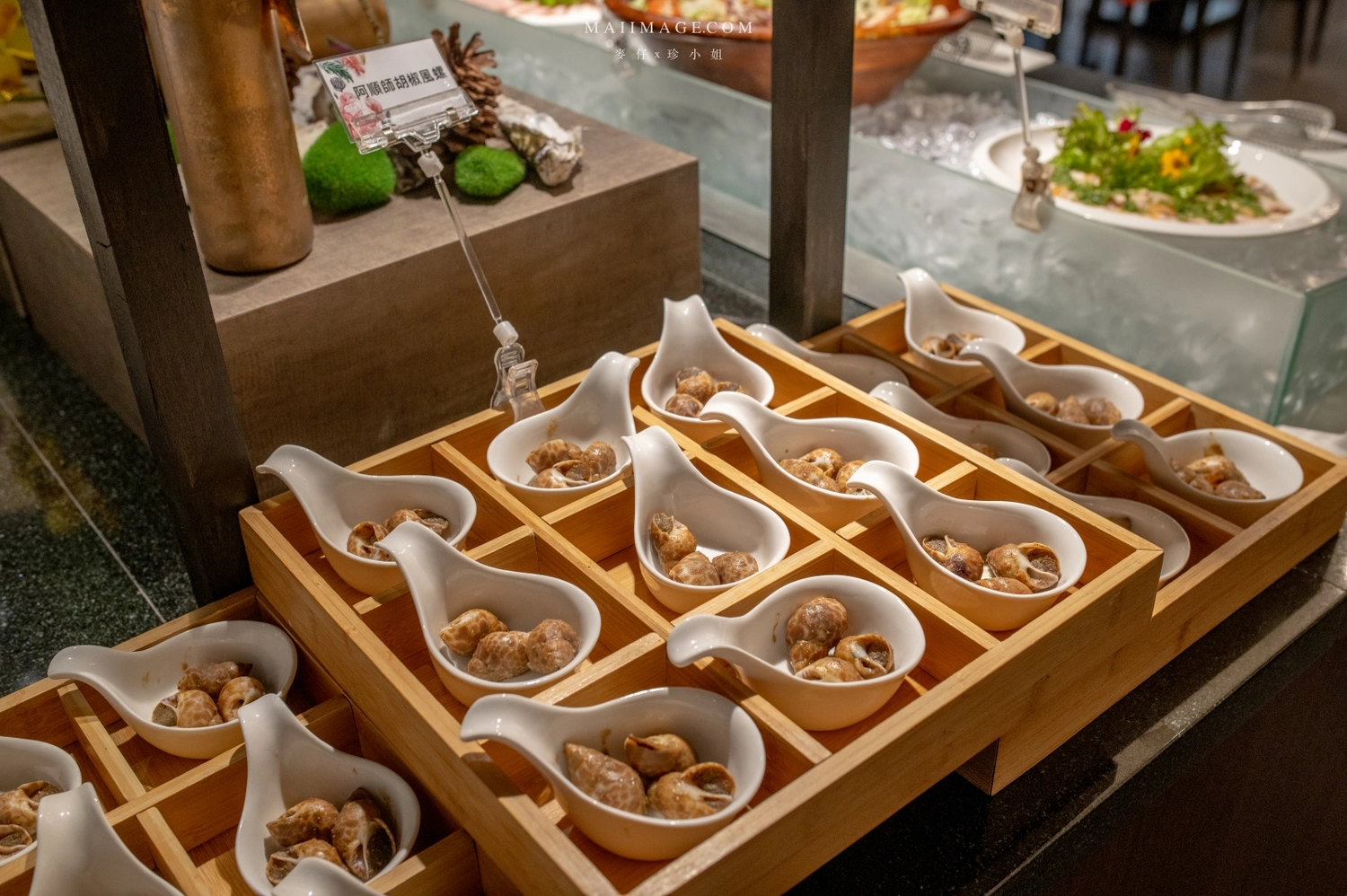 【台中美食】台中吃到飽推薦｜新天地崇德旗艦店樂食自助百匯～和牛火鍋＋百道生鮮百匯任你吃到飽。加＠LINE