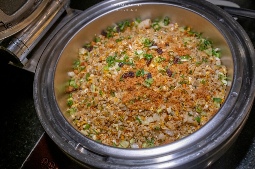 【台中美食】台中吃到飽推薦｜新天地崇德旗艦店樂食自助百匯～和牛火鍋＋百道生鮮百匯任你吃到飽。加＠LINE