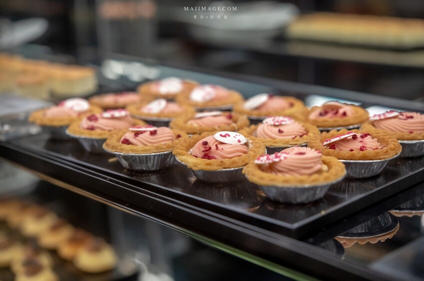 【台中美食】台中吃到飽推薦｜新天地崇德旗艦店樂食自助百匯～和牛火鍋＋百道生鮮百匯任你吃到飽。加＠LINE