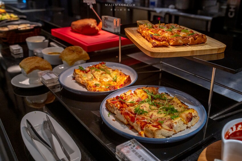 【台中美食】台中吃到飽推薦｜新天地崇德旗艦店樂食自助百匯～和牛火鍋＋百道生鮮百匯任你吃到飽。加＠LINE