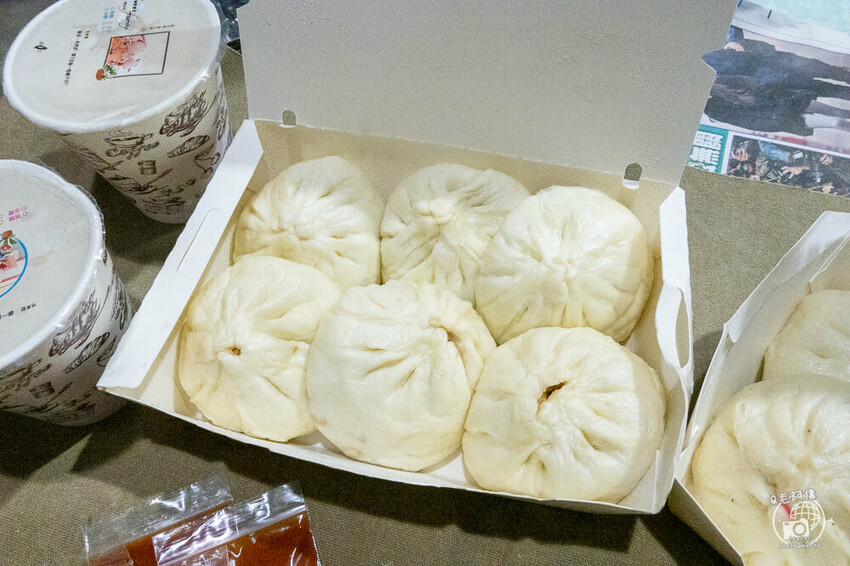 台中市東區天津苟不理湯包｜台中這間沒招牌早餐店好厲害！無名湯包會噴汁～