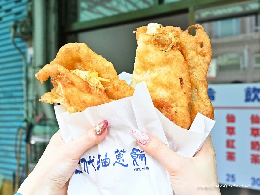 三代油蔥餅|在地經營三十年的蔥油餅老店,吃了回不去,台中人超推這一味
