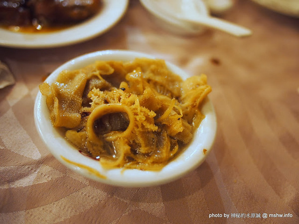 通豪大飯店-珍寶樓:【食記】台中北區-Plaza International Hotel 通豪大飯店珍寶樓中餐廳港式飲茶吃到飽 : 古箏Live超享受,一個人也能勇點23道…XD 通豪大飯店-珍寶樓:【食記】台中北區-Plaza International Hotel 通豪大飯店珍寶樓中餐廳港式飲茶吃到飽 : 古箏Live超享受,一個人也能勇點23道…XD