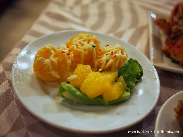 通豪大飯店-珍寶樓:【食記】台中北區-Plaza International Hotel 通豪大飯店珍寶樓中餐廳港式飲茶吃到飽 : 古箏Live超享受,一個人也能勇點23道…XD 通豪大飯店-珍寶樓:【食記】台中北區-Plaza International Hotel 通豪大飯店珍寶樓中餐廳港式飲茶吃到飽 : 古箏Live超享受,一個人也能勇點23道…XD