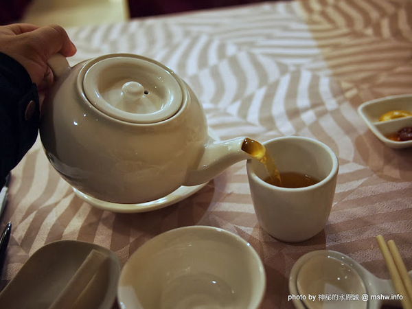 通豪大飯店-珍寶樓:【食記】台中北區-Plaza International Hotel 通豪大飯店珍寶樓中餐廳港式飲茶吃到飽 : 古箏Live超享受,一個人也能勇點23道…XD 通豪大飯店-珍寶樓:【食記】台中北區-Plaza International Hotel 通豪大飯店珍寶樓中餐廳港式飲茶吃到飽 : 古箏Live超享受,一個人也能勇點23道…XD