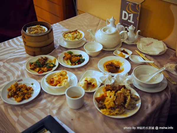 通豪大飯店-珍寶樓:【食記】台中北區-Plaza International Hotel 通豪大飯店珍寶樓中餐廳港式飲茶吃到飽 : 古箏Live超享受,一個人也能勇點23道…XD 通豪大飯店-珍寶樓:【食記】台中北區-Plaza International Hotel 通豪大飯店珍寶樓中餐廳港式飲茶吃到飽 : 古箏Live超享受,一個人也能勇點23道…XD