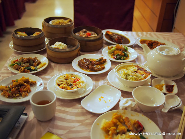 通豪大飯店-珍寶樓:【食記】台中北區-Plaza International Hotel 通豪大飯店珍寶樓中餐廳港式飲茶吃到飽 : 古箏Live超享受,一個人也能勇點23道…XD 通豪大飯店-珍寶樓:【食記】台中北區-Plaza International Hotel 通豪大飯店珍寶樓中餐廳港式飲茶吃到飽 : 古箏Live超享受,一個人也能勇點23道…XD