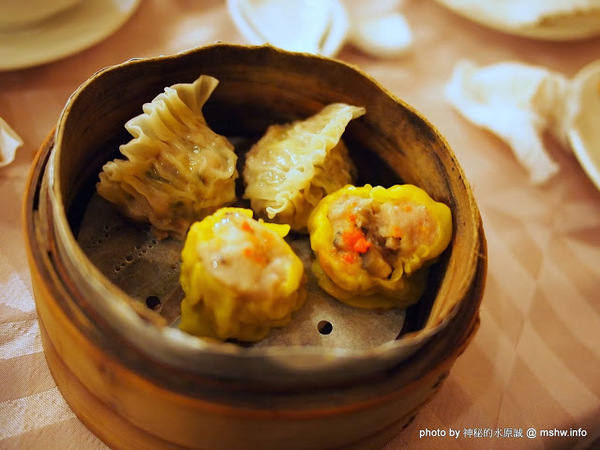 通豪大飯店-珍寶樓:【食記】台中北區-Plaza International Hotel 通豪大飯店珍寶樓中餐廳港式飲茶吃到飽 : 古箏Live超享受,一個人也能勇點23道…XD 通豪大飯店-珍寶樓:【食記】台中北區-Plaza International Hotel 通豪大飯店珍寶樓中餐廳港式飲茶吃到飽 : 古箏Live超享受,一個人也能勇點23道…XD