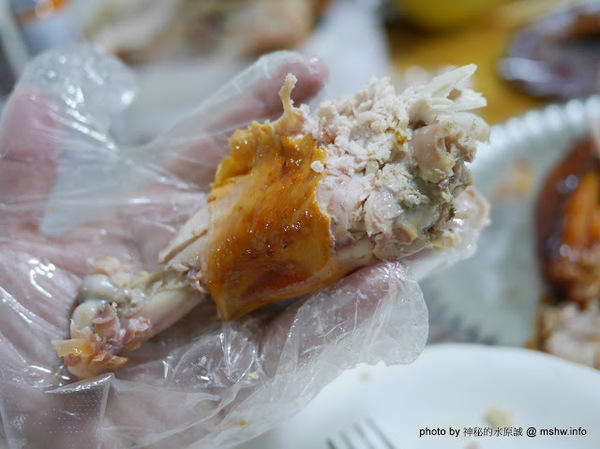 九合脆皮烤鴨：【食記】台中九合脆皮烤鴨@北區科博館 : 外脆內軟又多汁, 原來烤火雞都這麼好吃的？ 聖誕節你也來一隻吧!